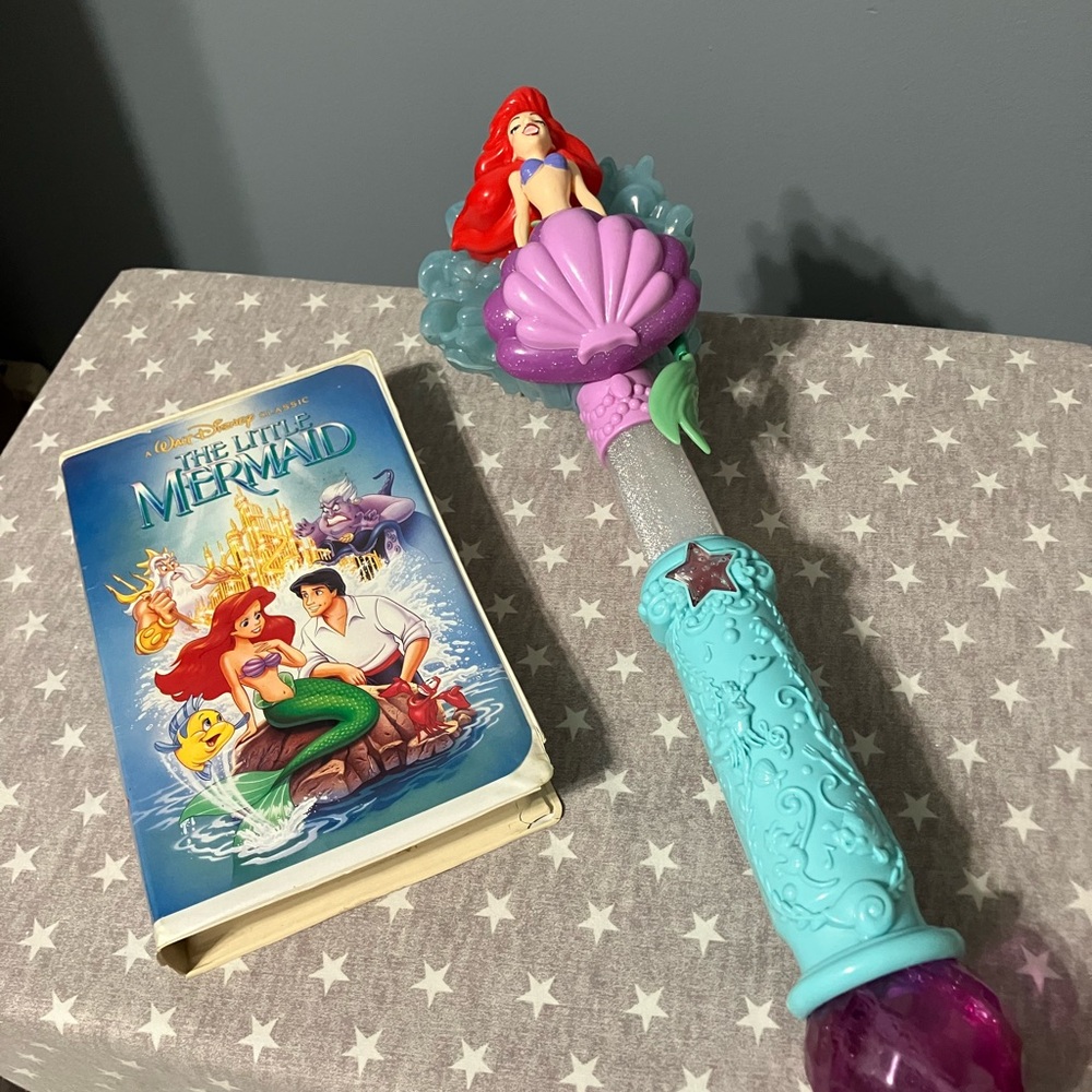 The Little Mermaid Ariel Magic Wand and VHS Tape Rare One Limited Run OG